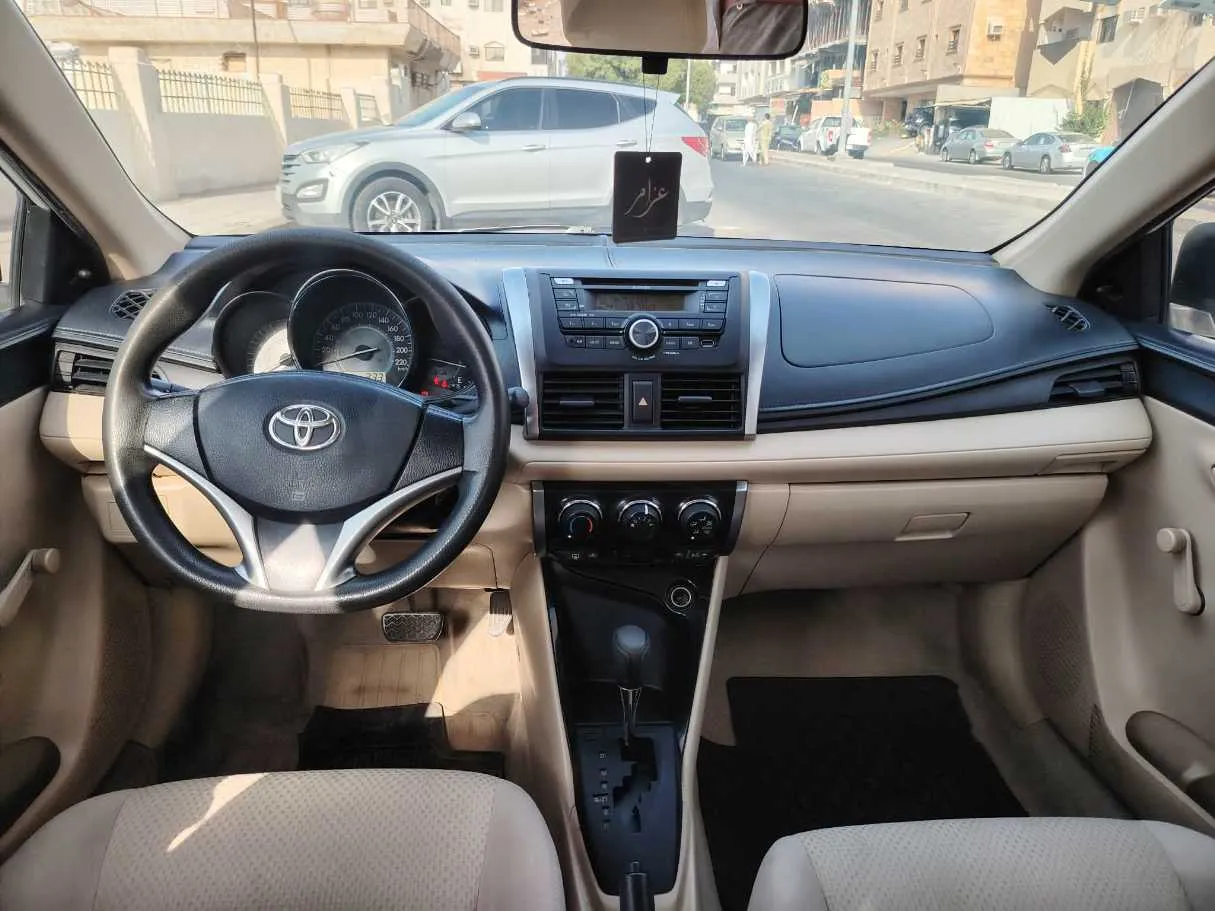 Car image 22