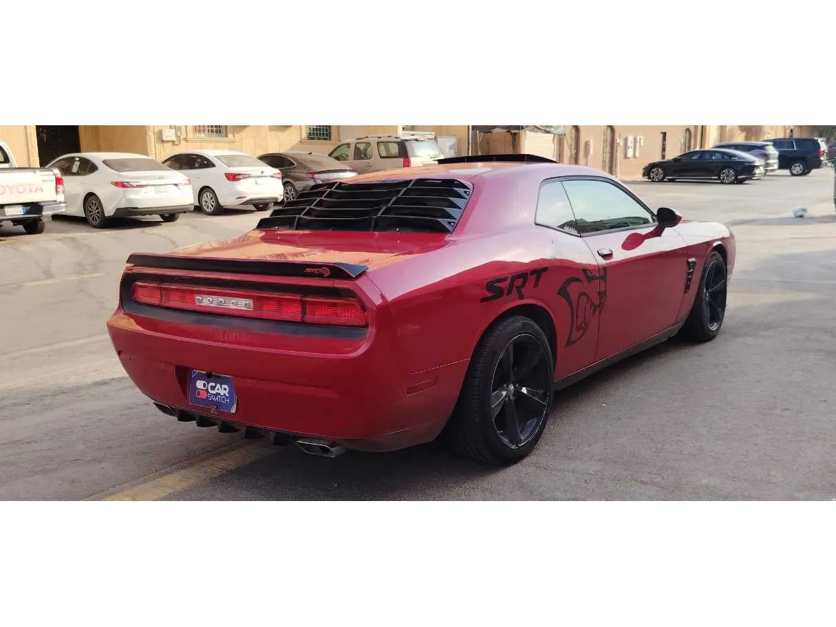 Car image 5