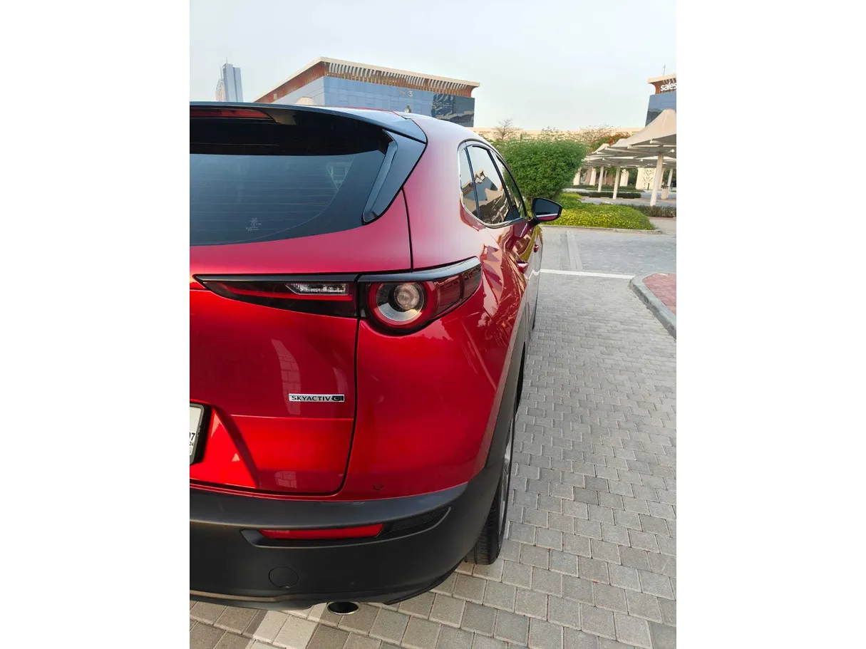 Car image 16