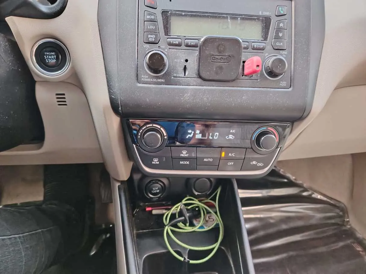 Car image 22