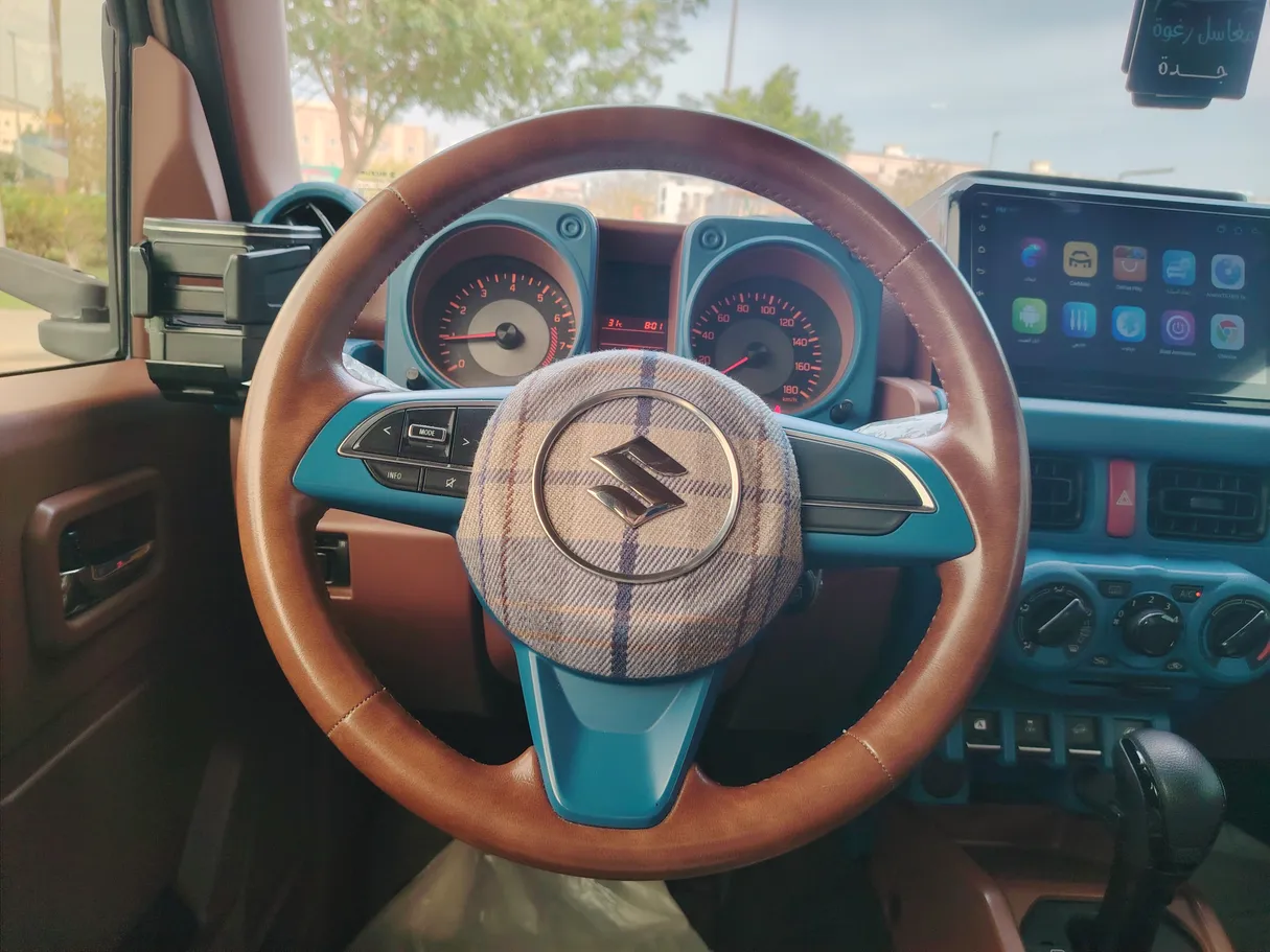 Car image 20