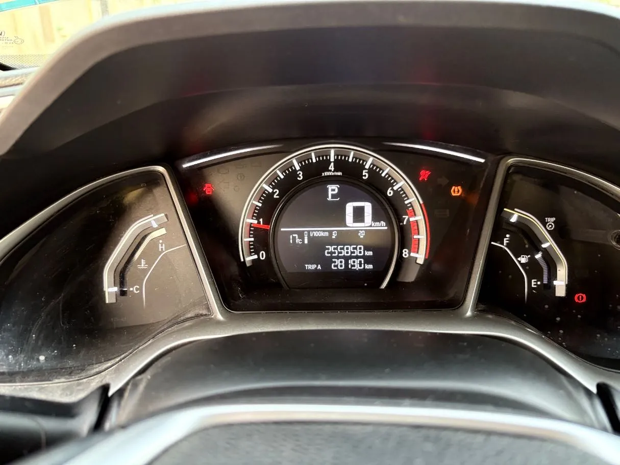 Car image 22