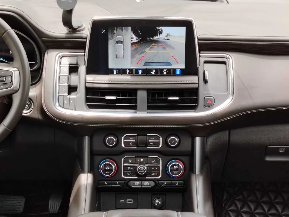 Car image 23