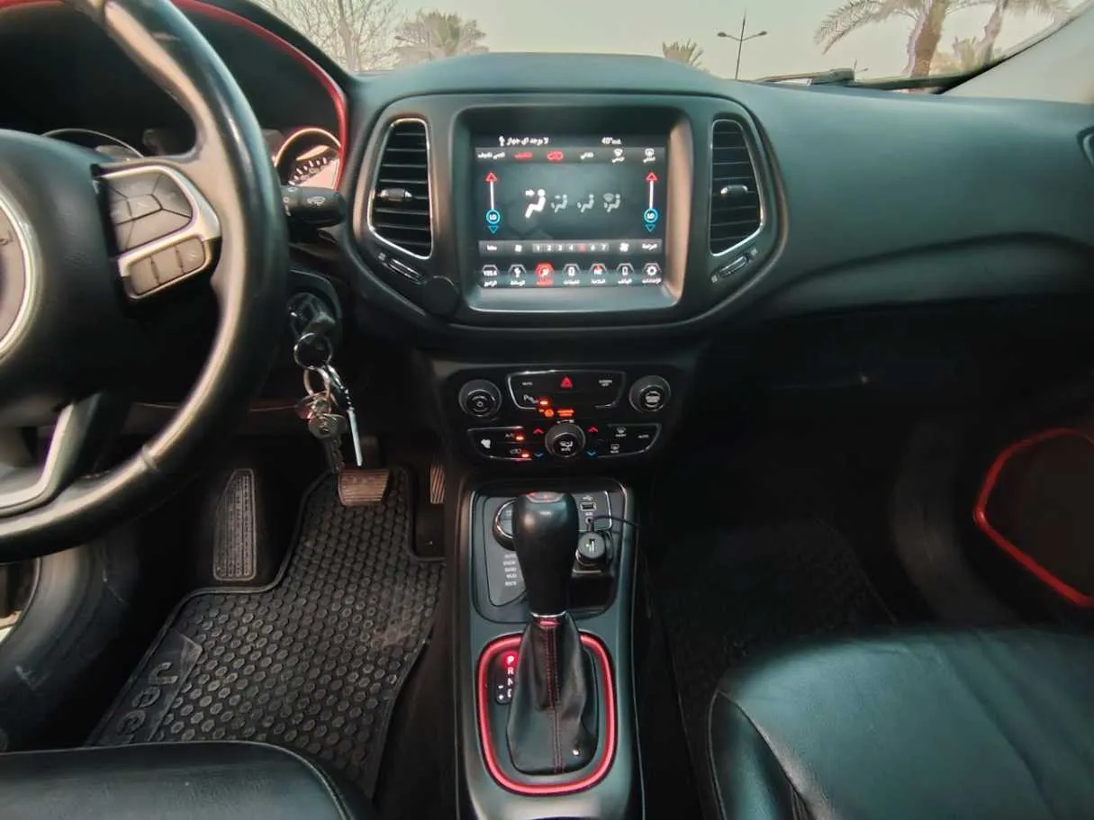 Car image 21