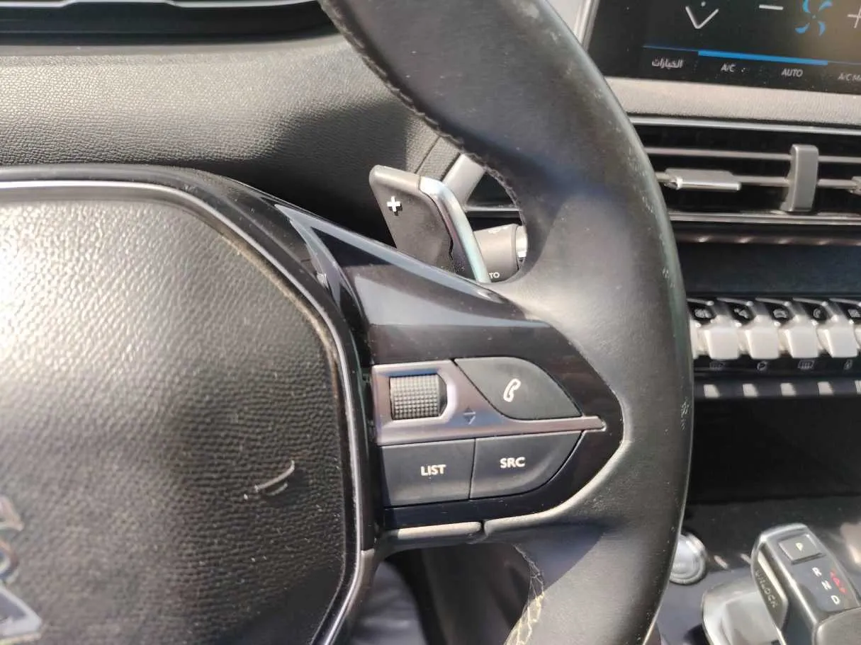 Car image 37
