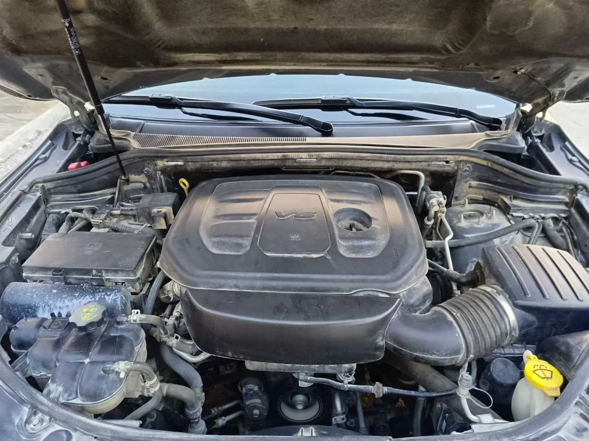 Car image 39