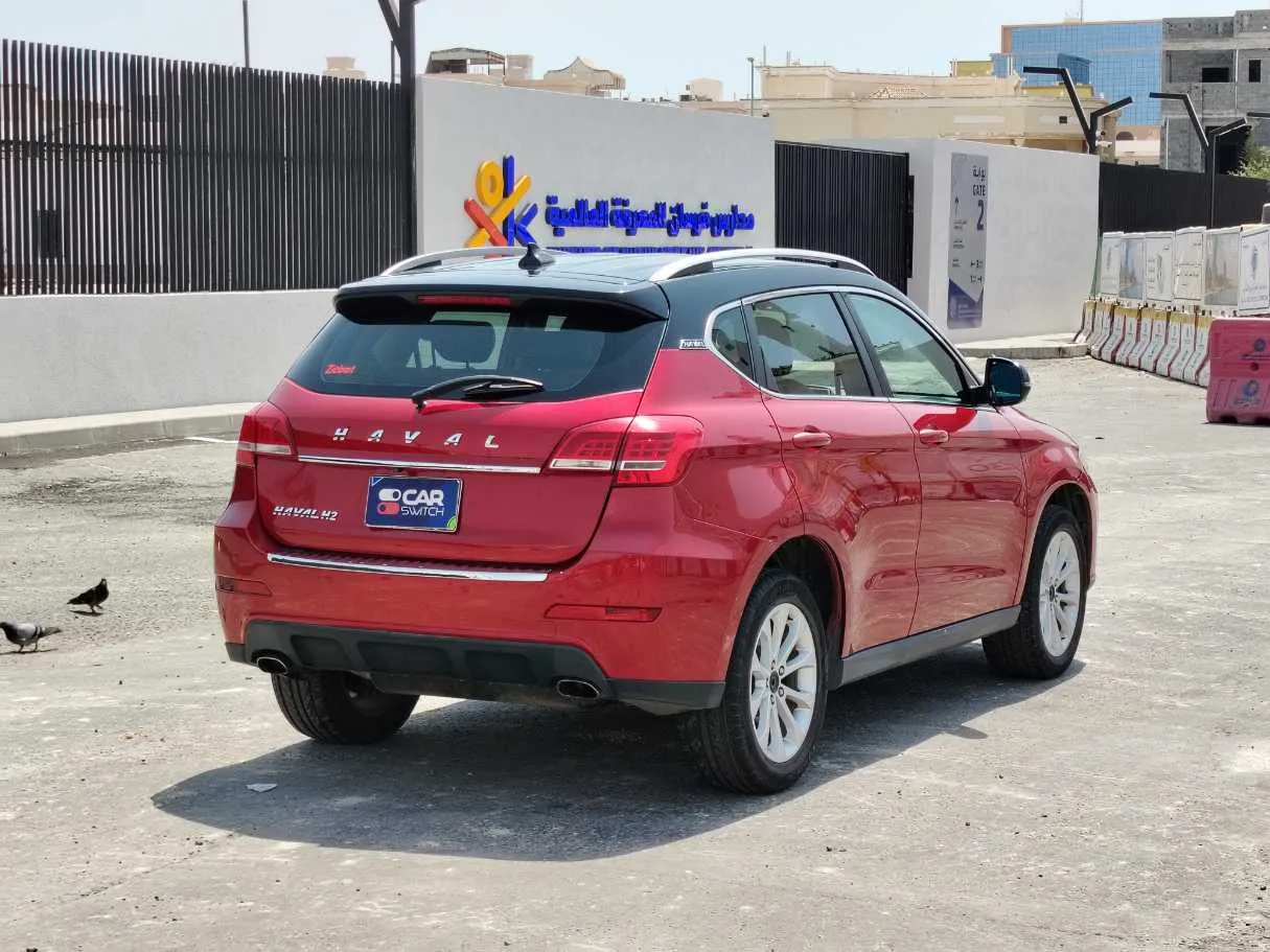 Car image 5