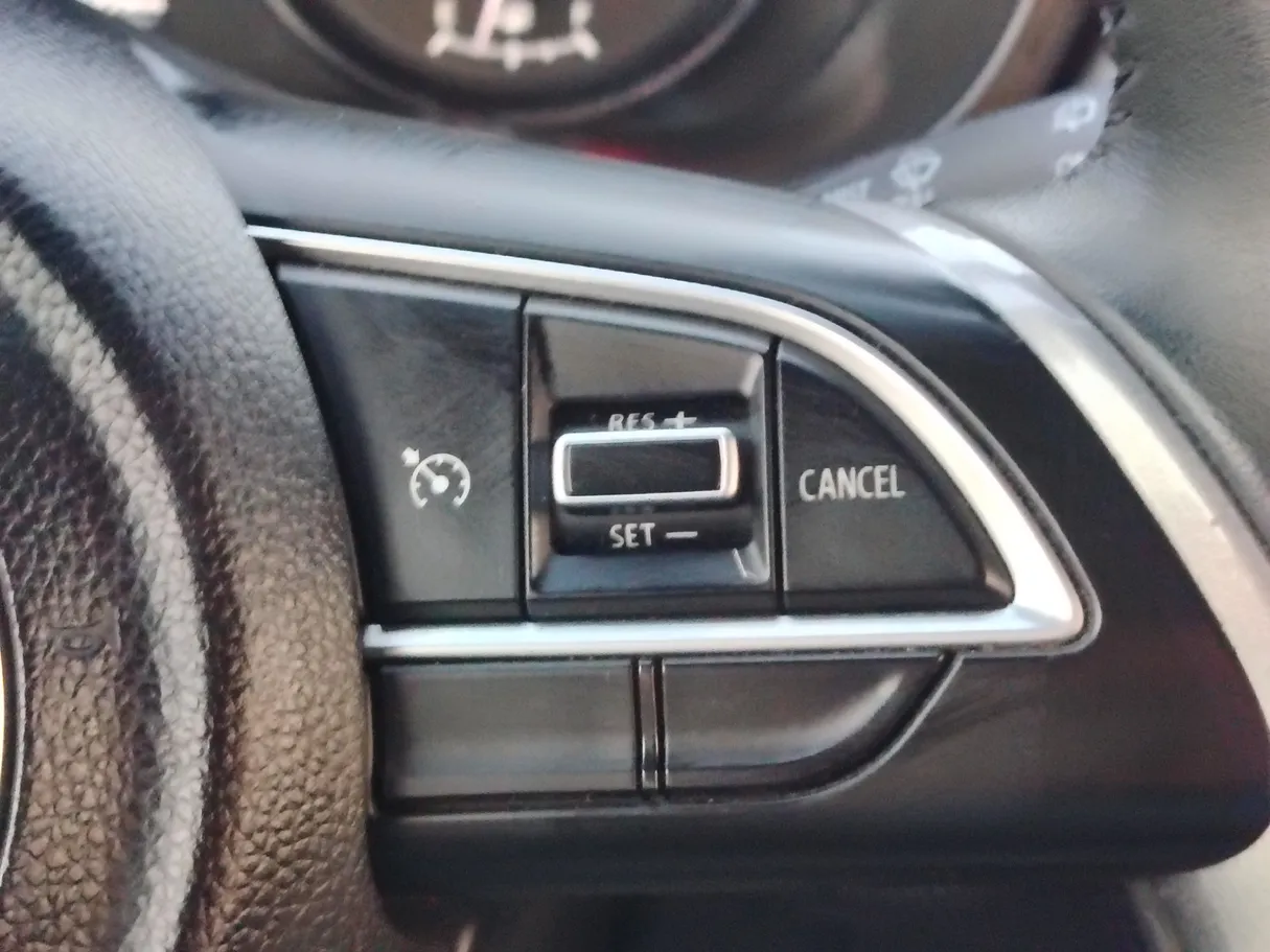 Car image 25