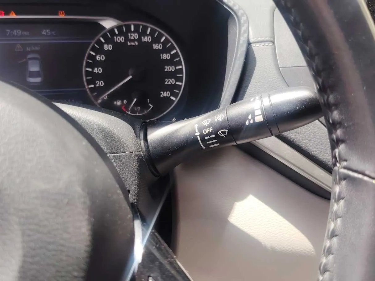 Car image 27