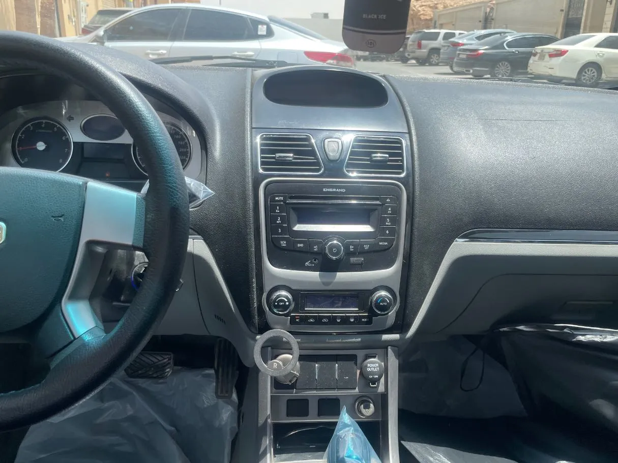 Car image 20
