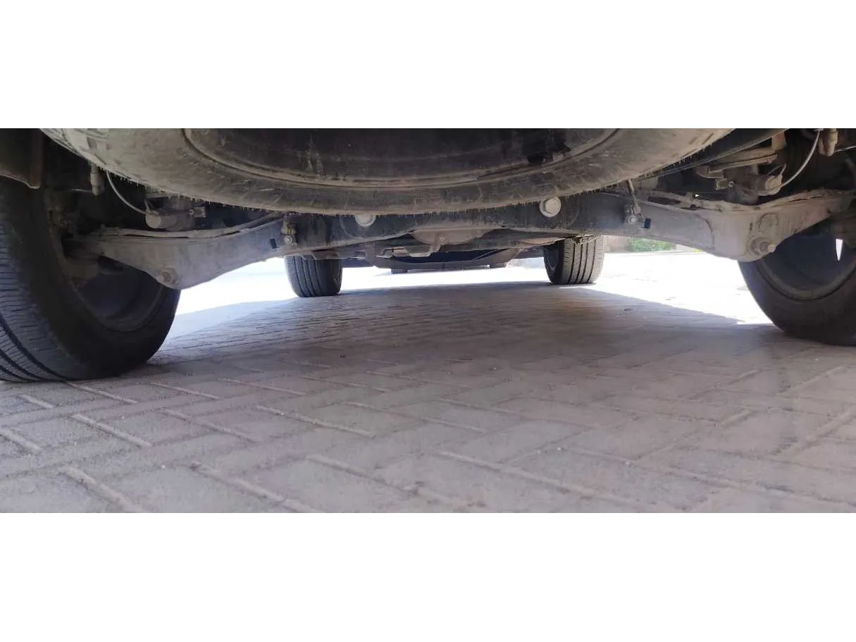 Car image 28
