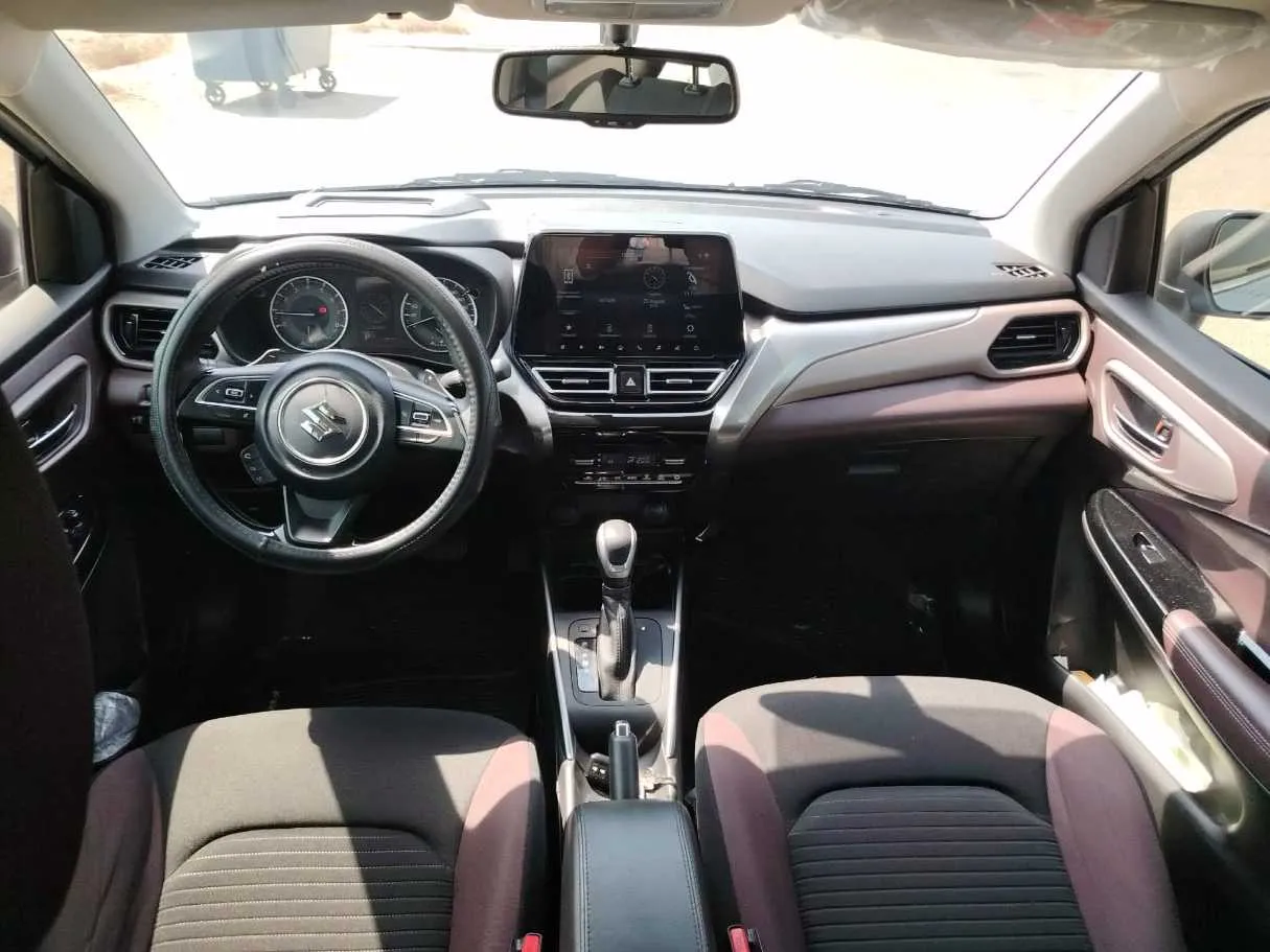 Car image 20