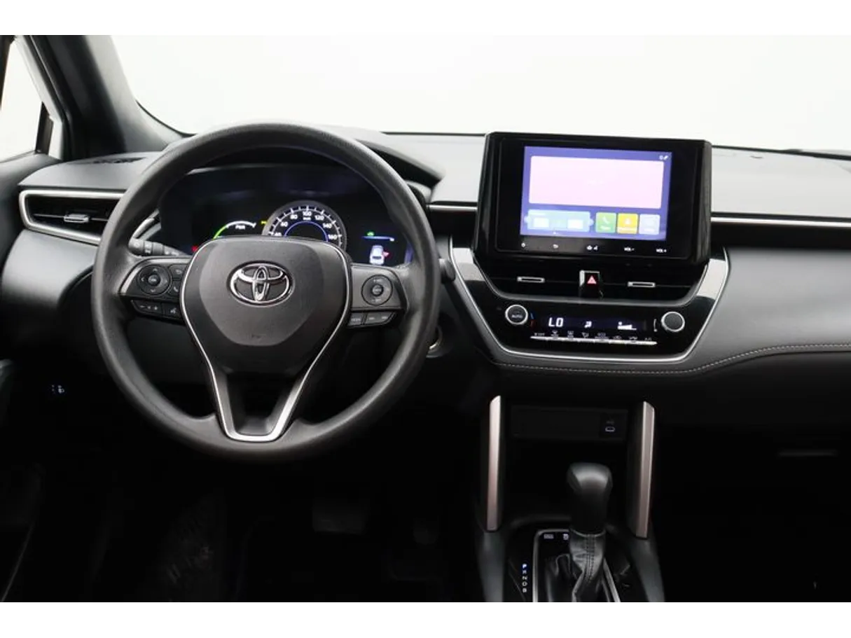 Car image 15