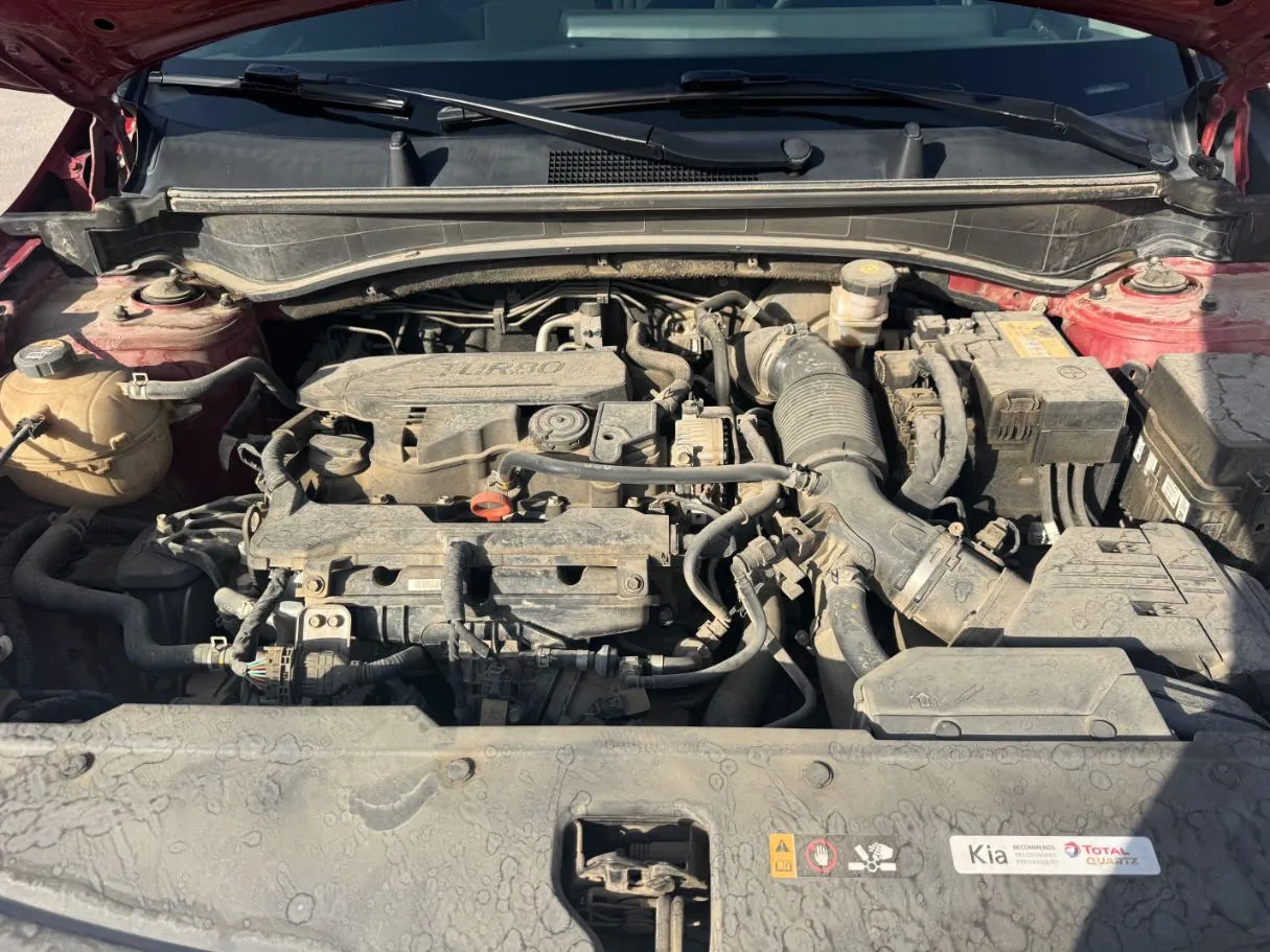 Car image 21