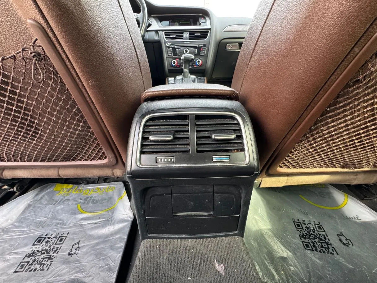 Car image 23