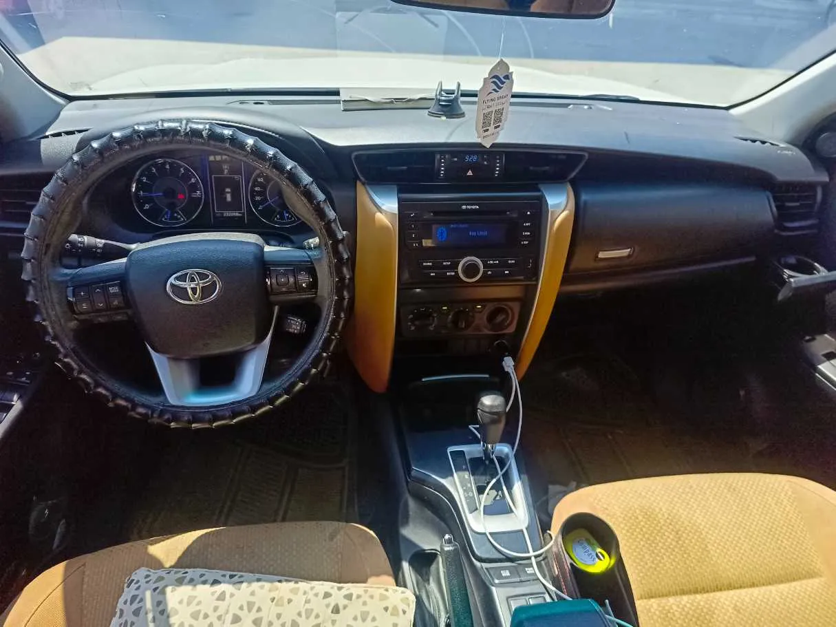 Car image 22
