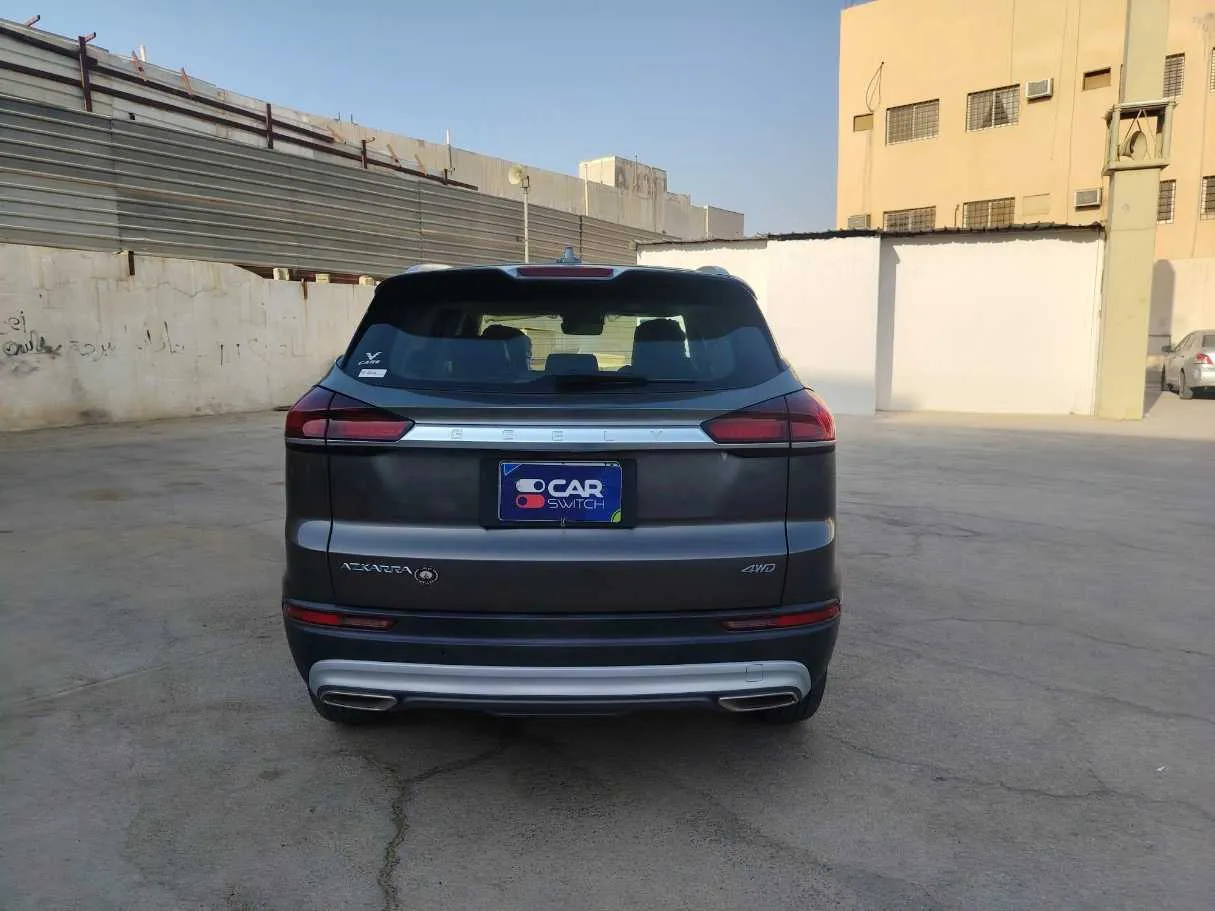 Car image 6