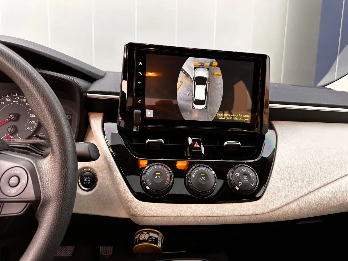 Car image 19