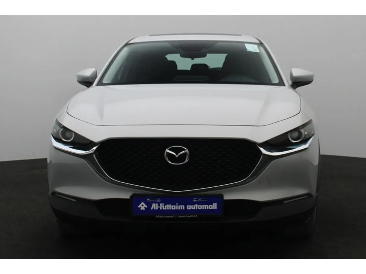 Car image 11