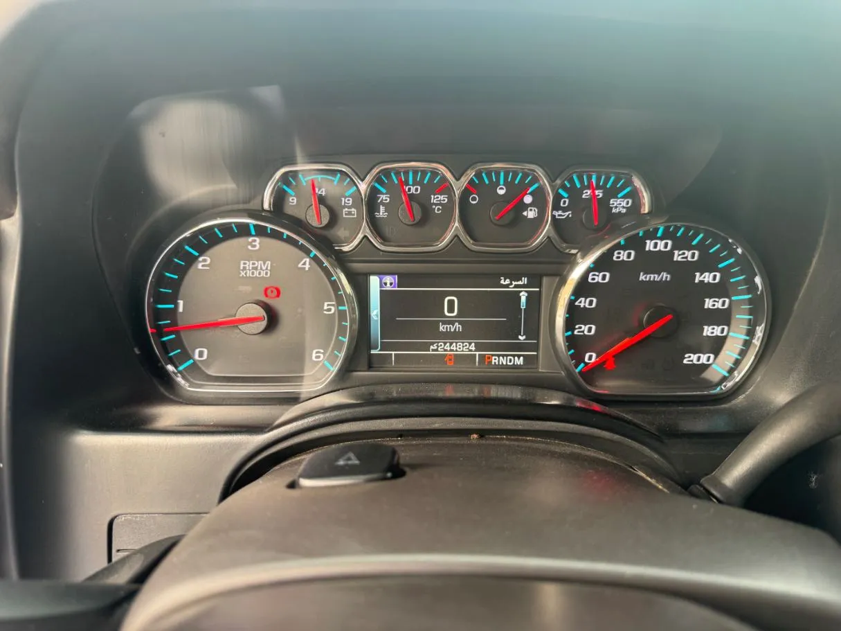 Car image 18