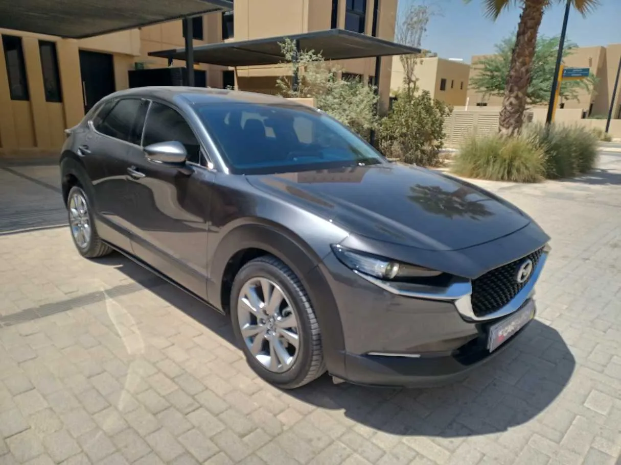 Car image 3