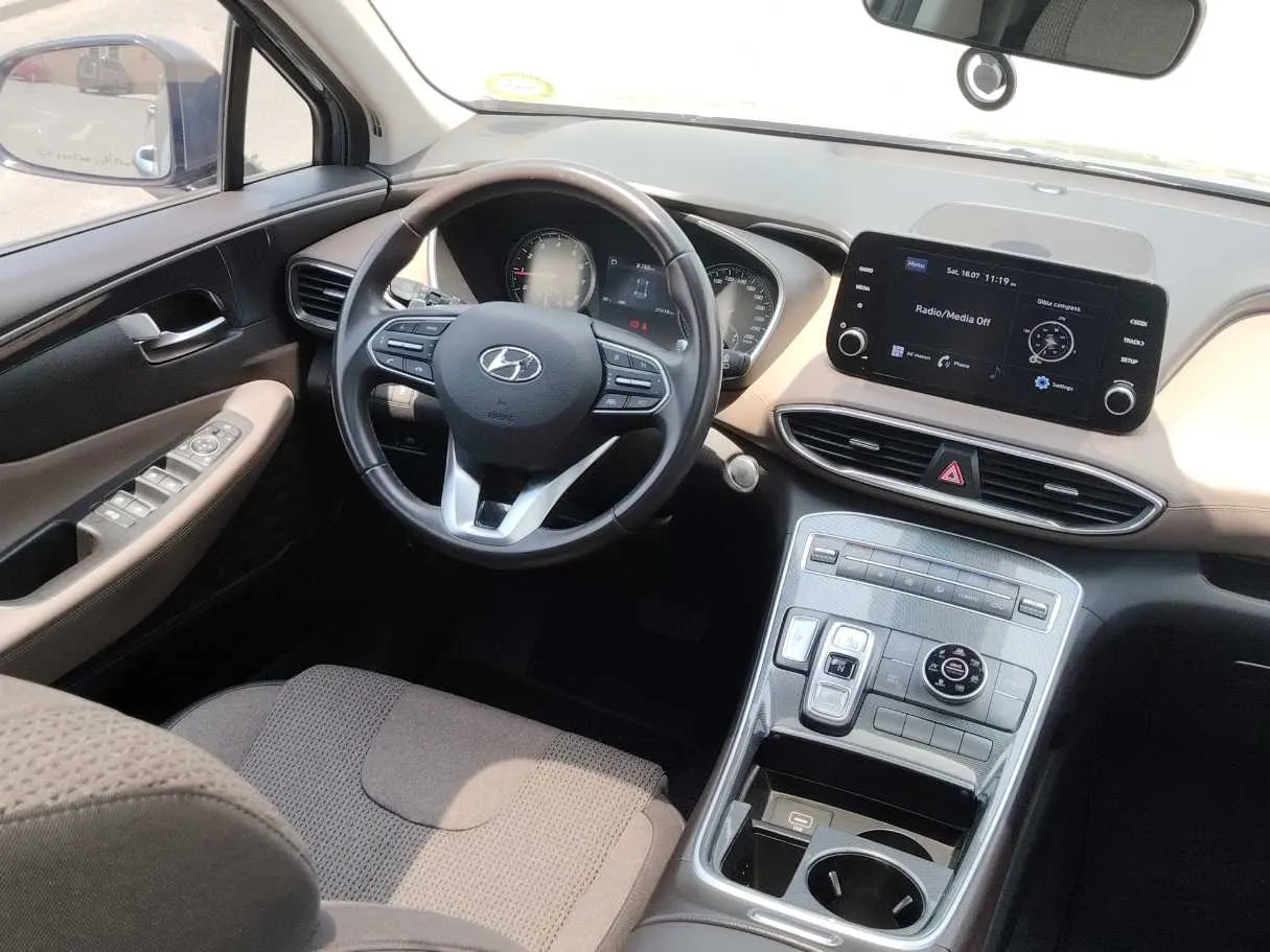 Car image 22