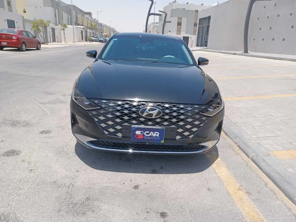Car image 2