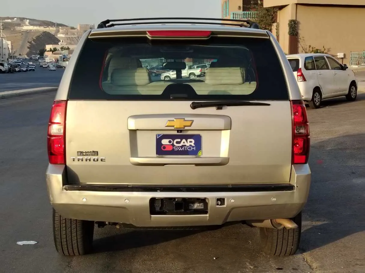 Car image 6