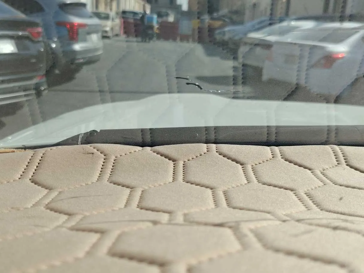Car image 31