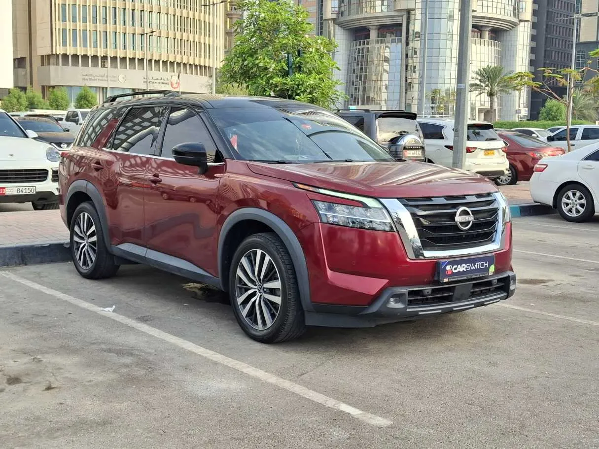 Car image 4