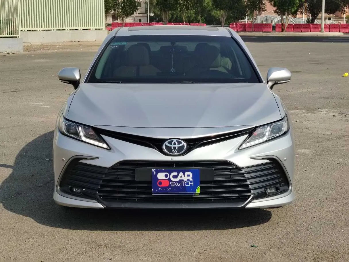 Car image 2