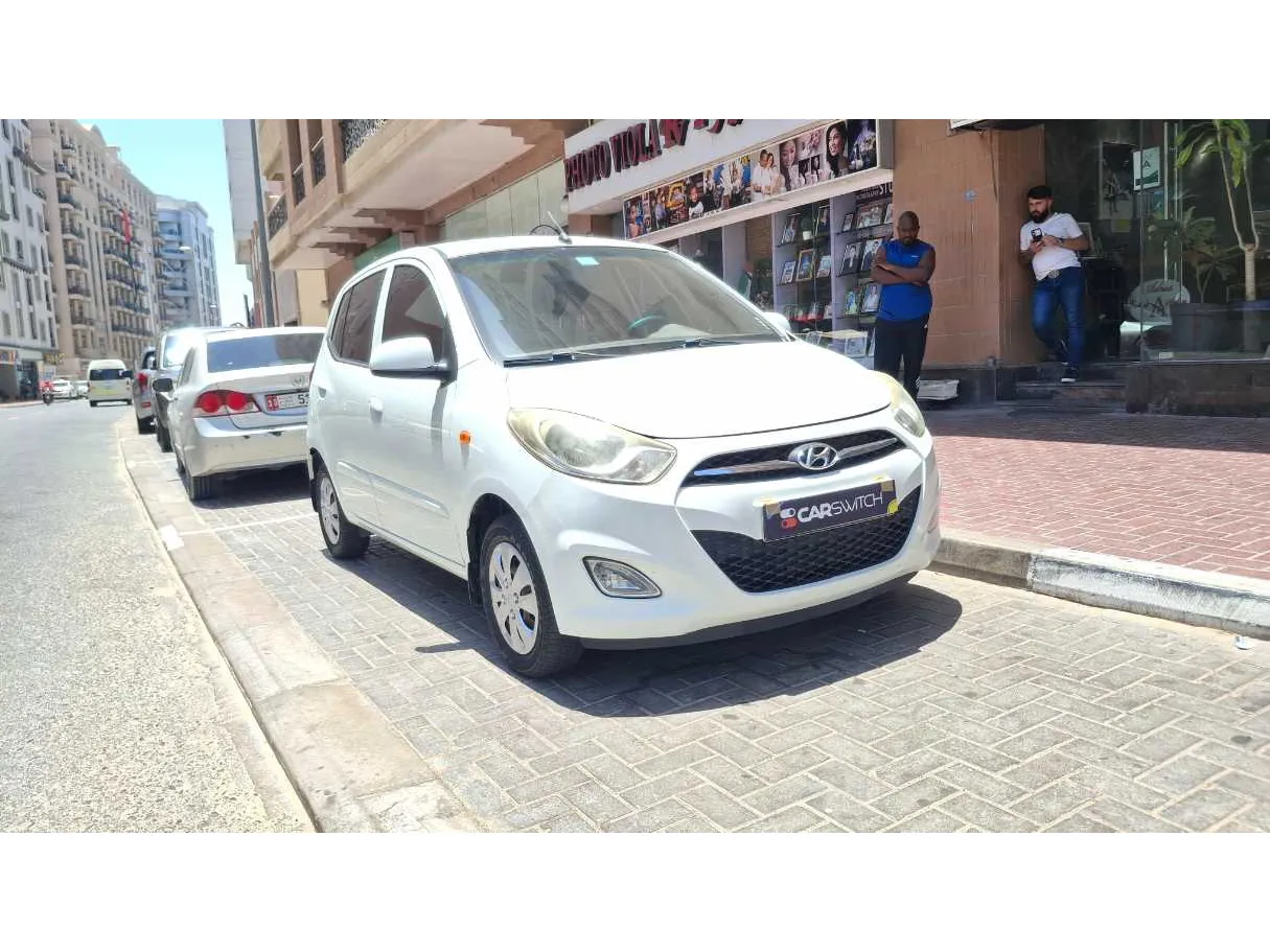 Car image 3
