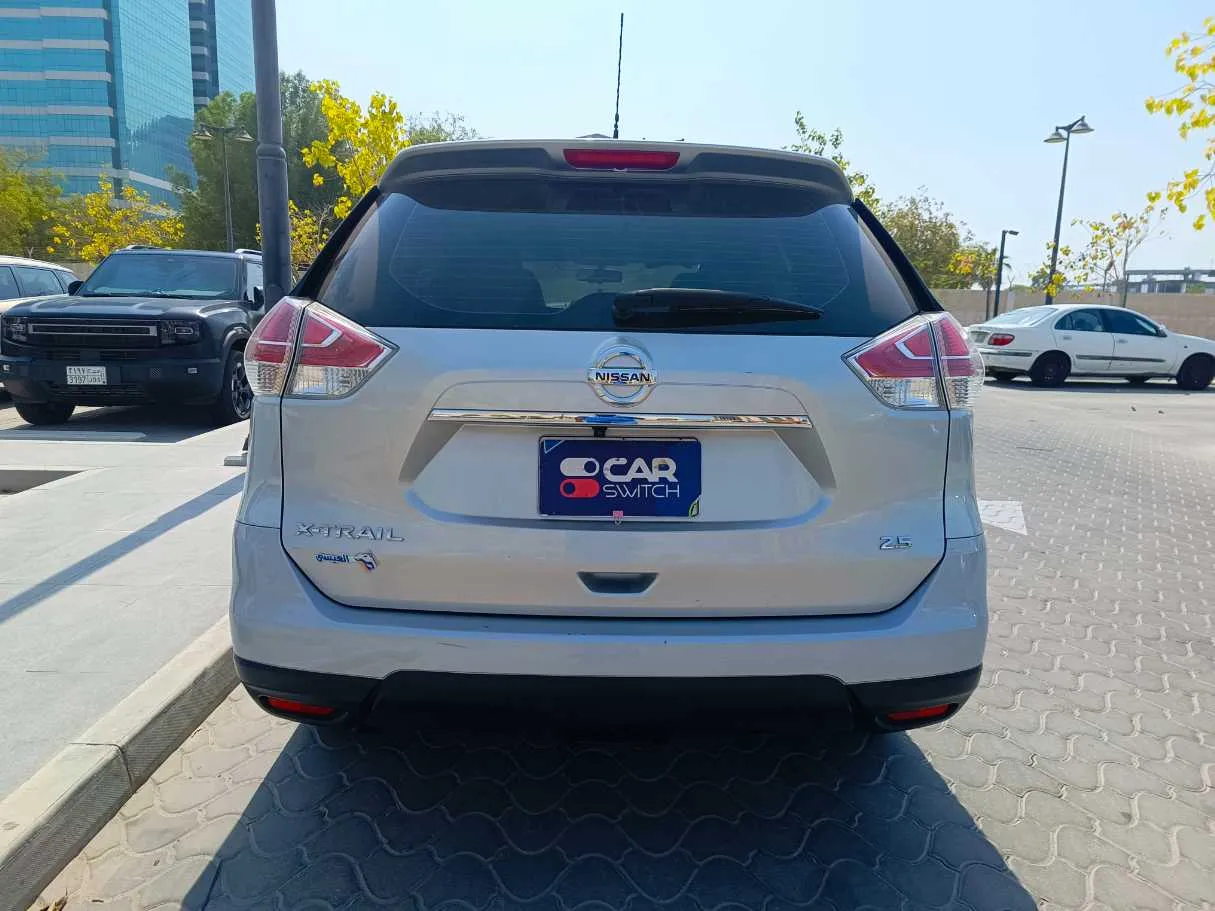 Car image 6