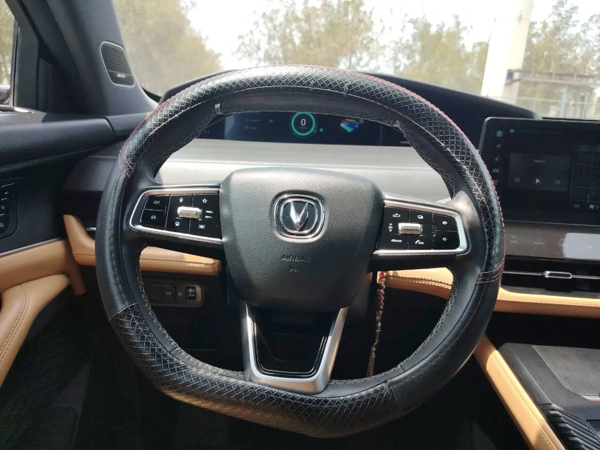 Car image 21