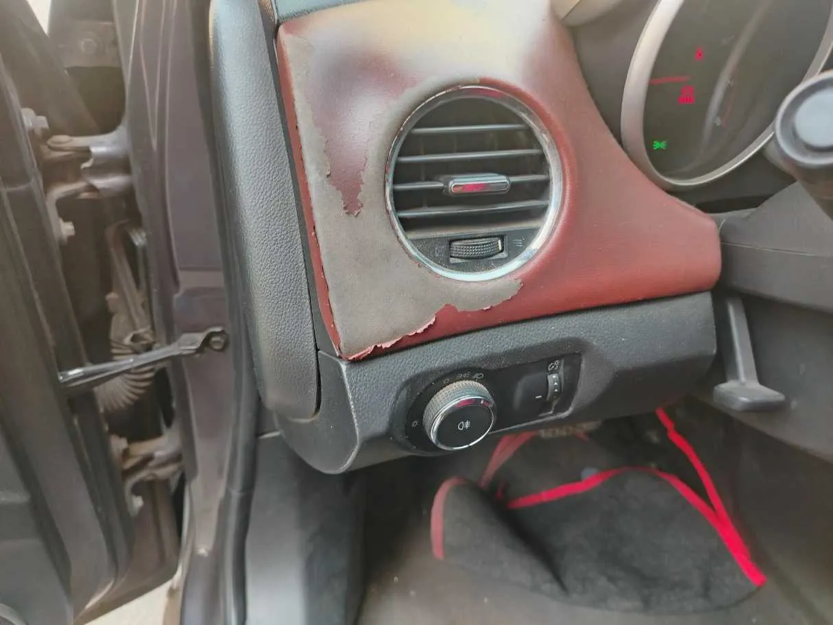 Car image 33