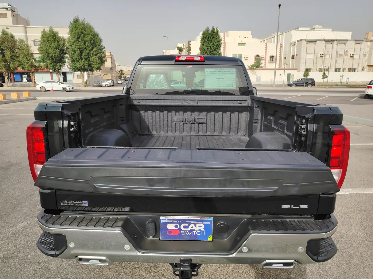 Car image 22