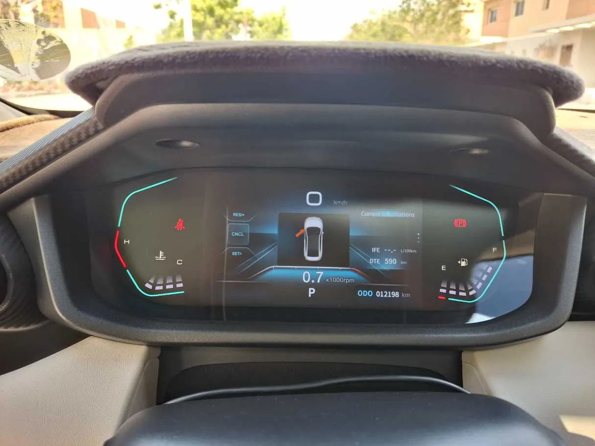 Car image 19