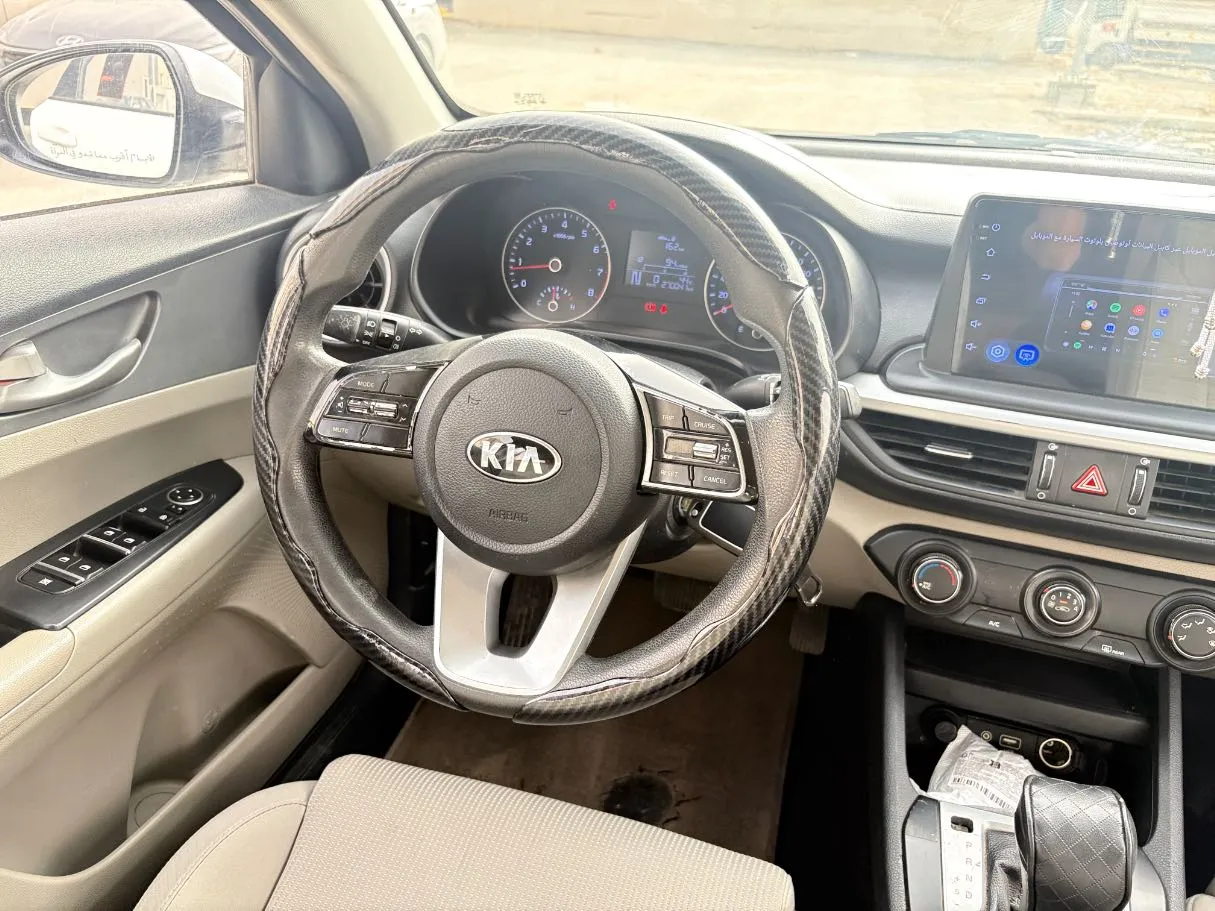 Car image 21