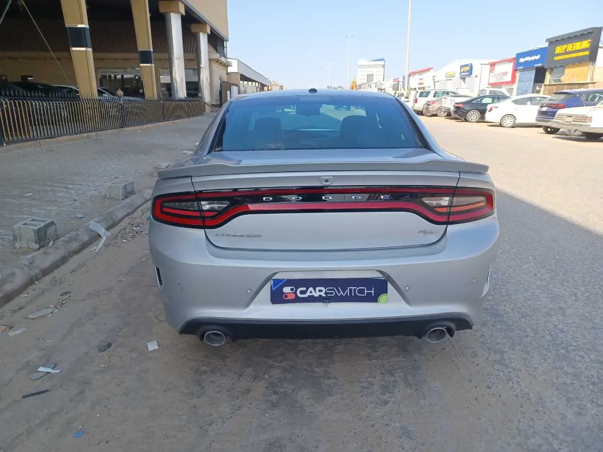Car image 6