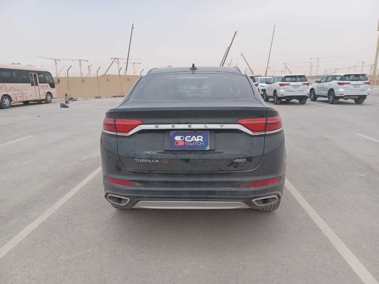 Car image 6
