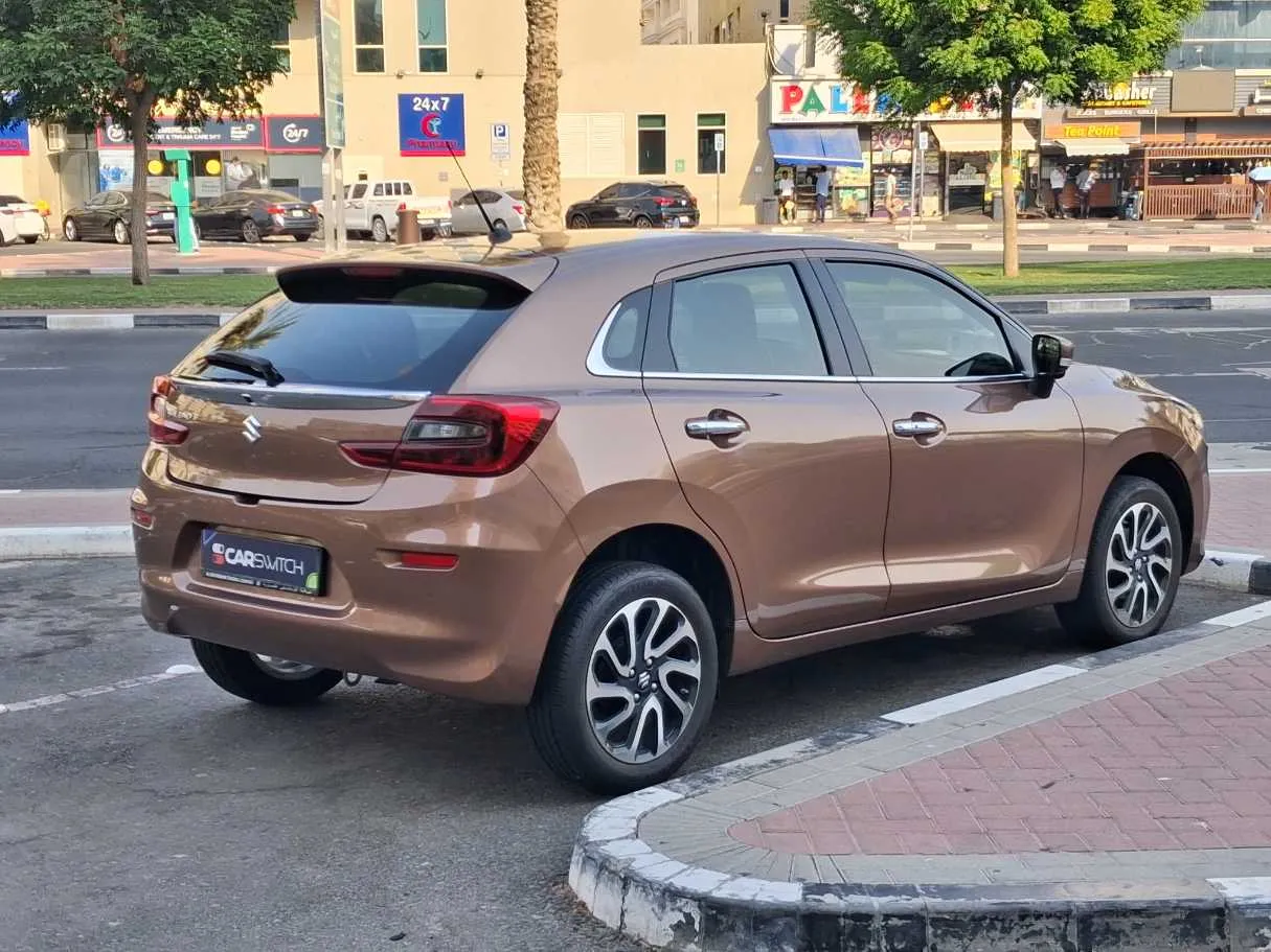 Car image 5