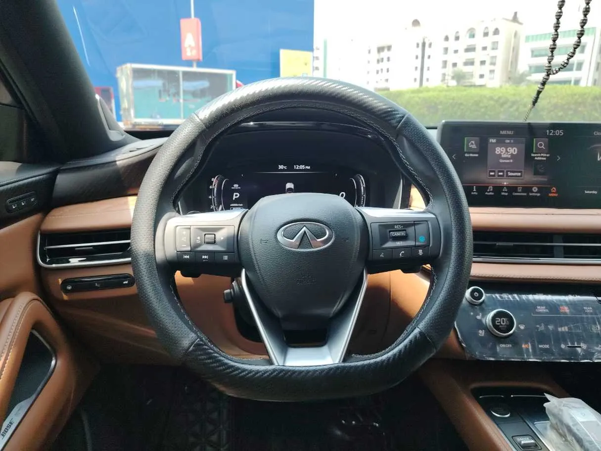 Car image 23