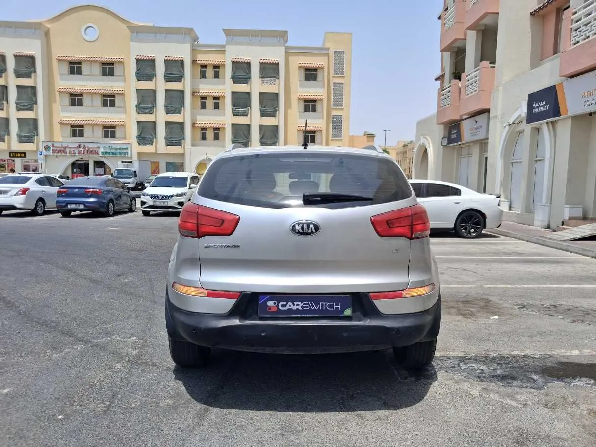 Car image 6
