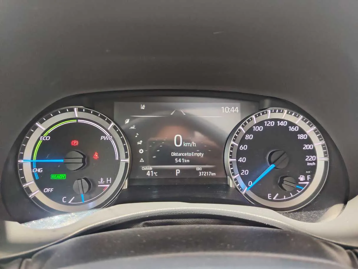Car image 24