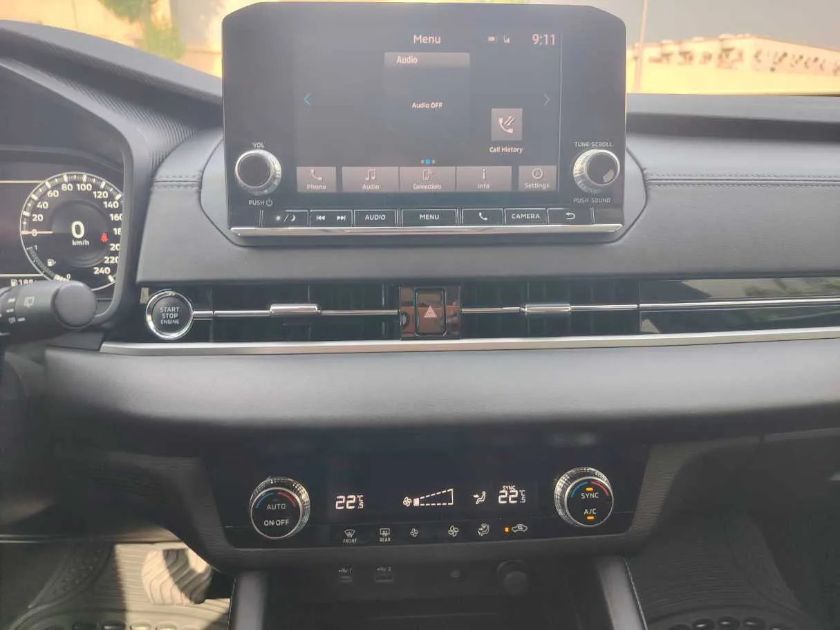 Car image 21