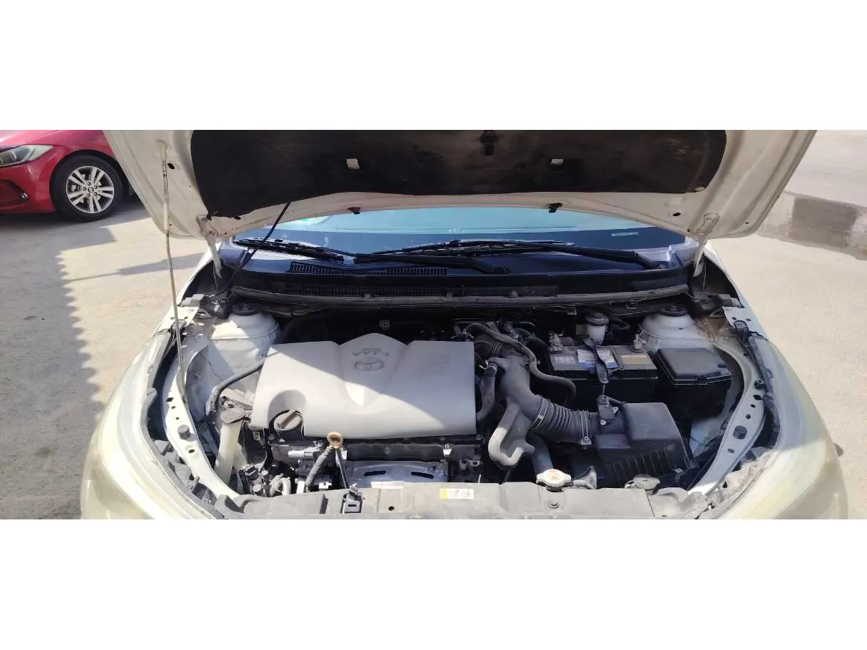 Car image 28