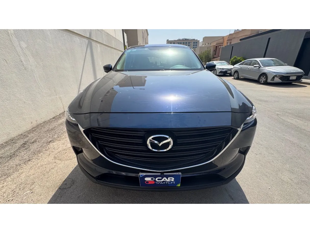 Car image 2