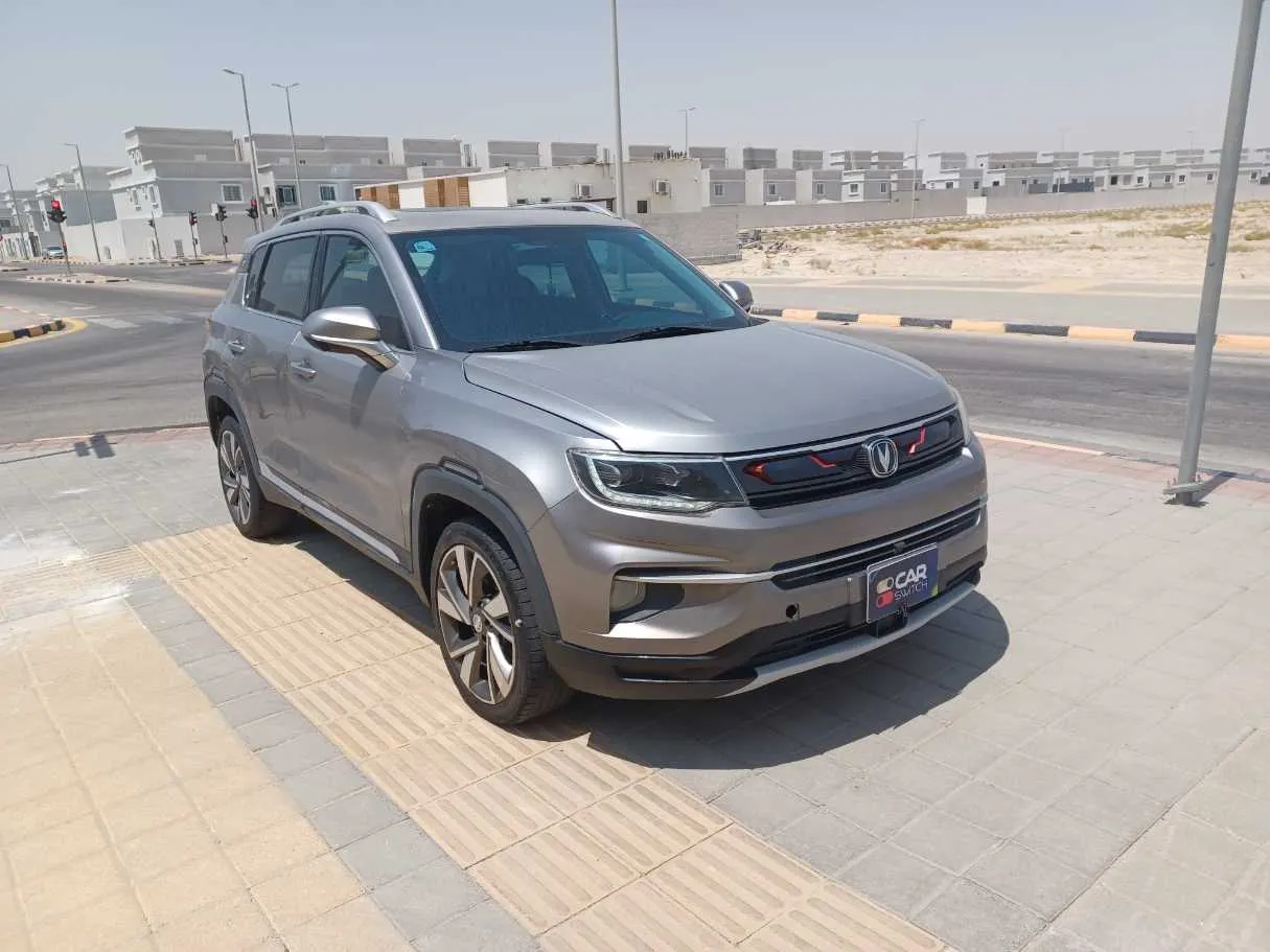 Car image 3