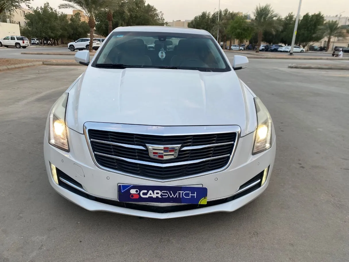 Car image 3