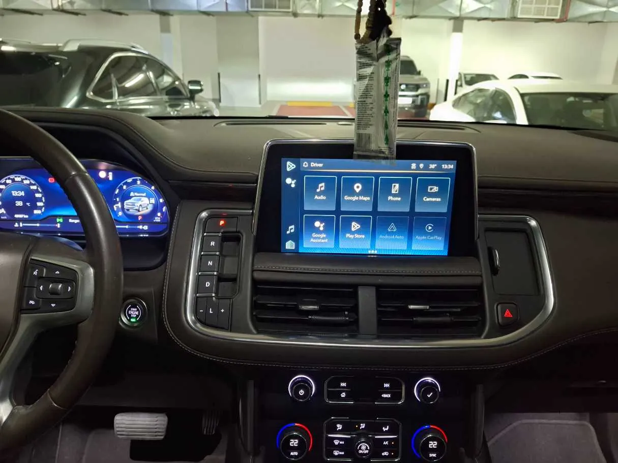 Car image 16